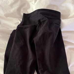 Alo Leggings